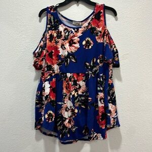 ⭐️ 3/$12 floral peplum top